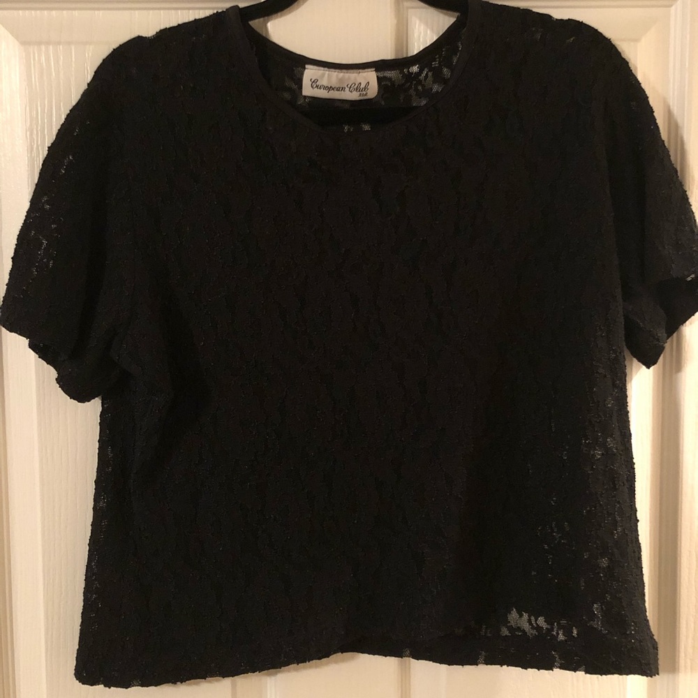 Sweet lace black tee
